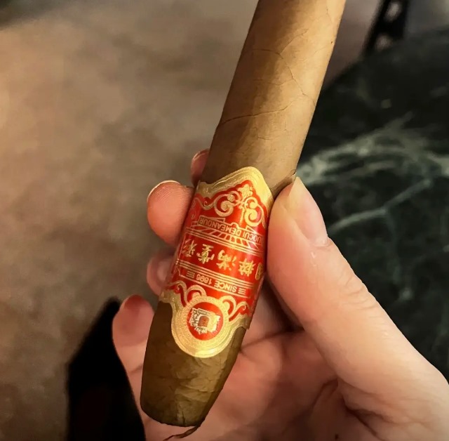 王冠国粹满堂彩礼盒 - 图片