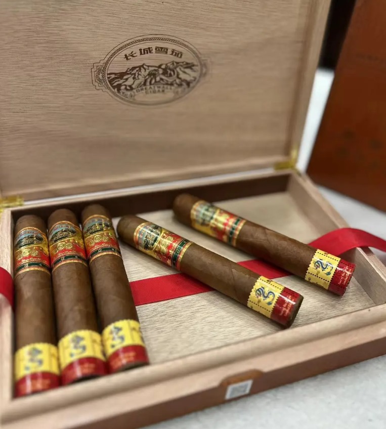 长城蛇年生肖 - 图片