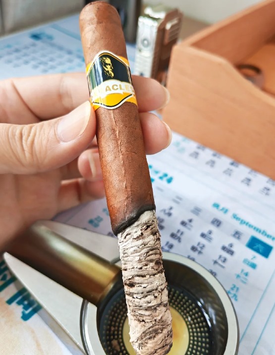 泰山大力神 - 图片