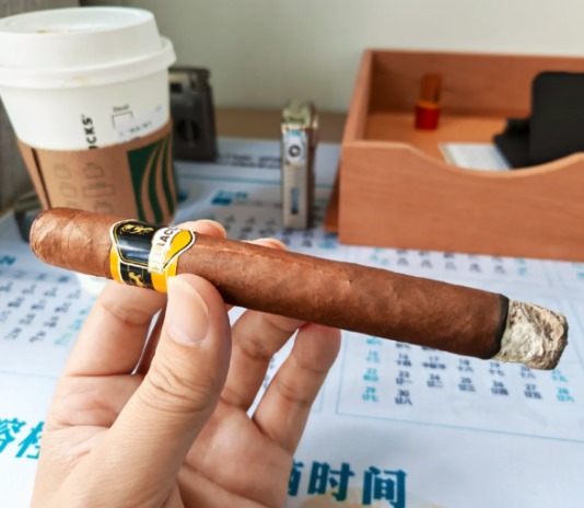 泰山大力神 - 图片