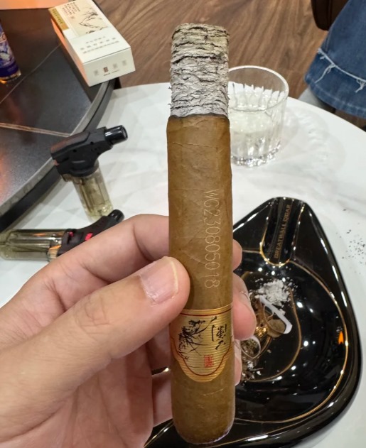 王冠梅兰竹菊 - 图片