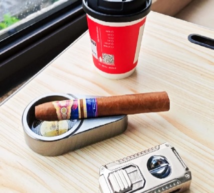 王冠浪漫假日 - 图片