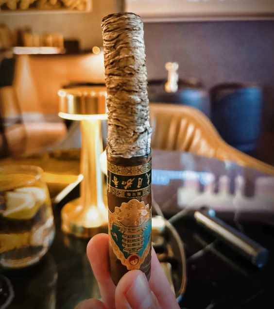 黄鹤楼生肖雪茄 - 图片